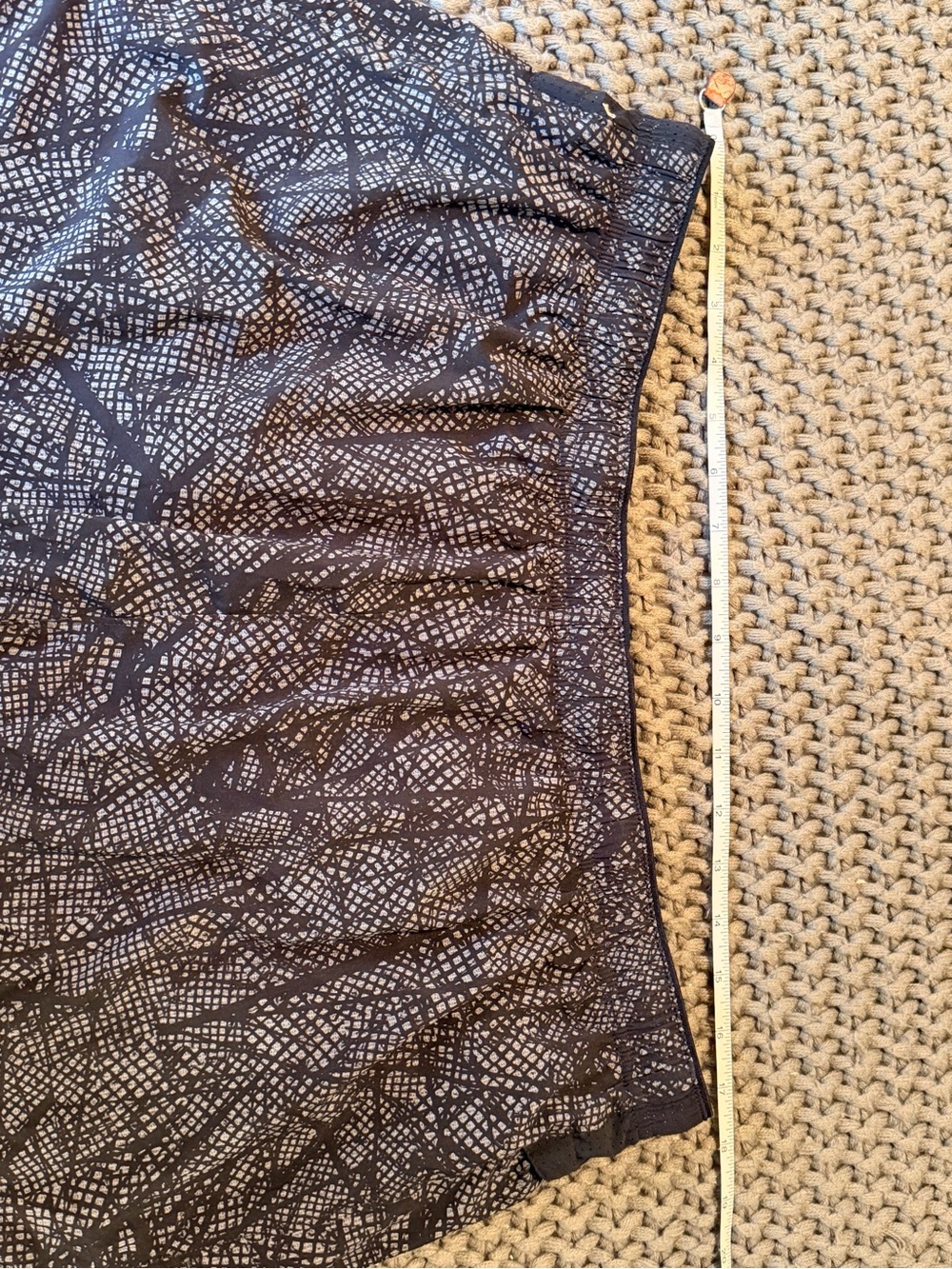 Men's Black Patterned Running Shorts - Picture 6 of 7
